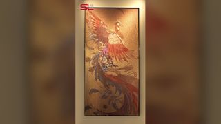 Trasforma gli spazi con la nostra lussuosa decorazione da parete decorativa in metallo con luci e ombre.