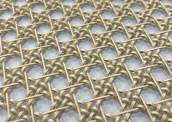 Dipinga il cavo architettonico di Mesh Stainless Steel Decorative Woven del metallo di colore dell'oro