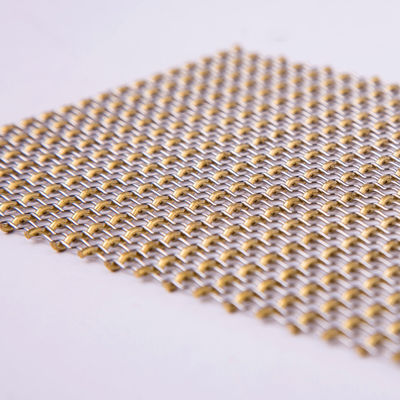 Metallo decorativo Mesh Anodizing Surface Treatment di resistenza della corrosione di colore dell'oro