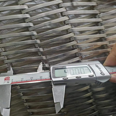 Dimensione 2mm-20mm bobina di rete di filo galvanizzato per applicazioni industriali