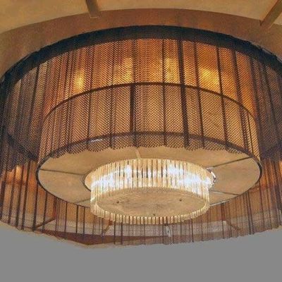 Telaio di spirale metallica d' argento per architettura e paesaggio