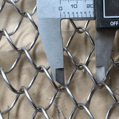 Infissi decorativi in metallo per bobine di telaio con filo di ferro personalizzato 9 mm 80% Area aperta
