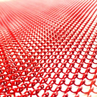Draperie di bobine metalliche personalizzate 1.1 kg/m2 Peso e dimensione del foro personalizzato per le prestazioni