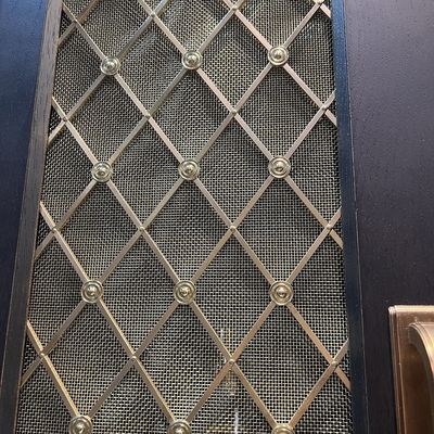 Area di apertura 49% Griglia di maglia di filo tessuto in acciaio inossidabile per la decorazione degli armadi