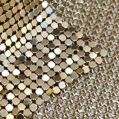 Metallo metallico di alluminio Mesh Fabric For Clothing di Oilproof degli zecchini del rivestimento dello SGS